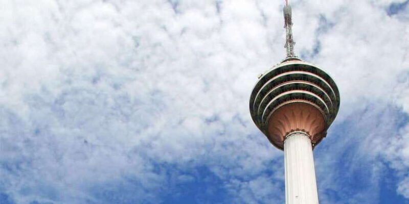 kuala-lumpur-buffet-dinner-at-atmosphere-360-and-night-tour
