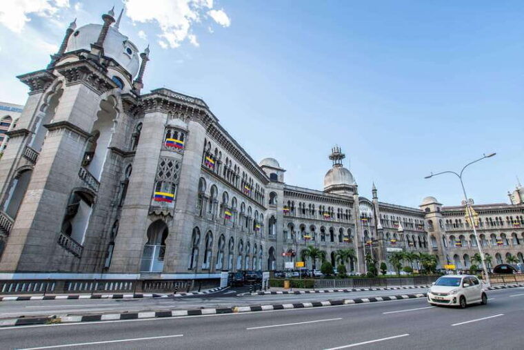 kuala-lumpur-city-highlights-batu-caves-and-malacca-tour