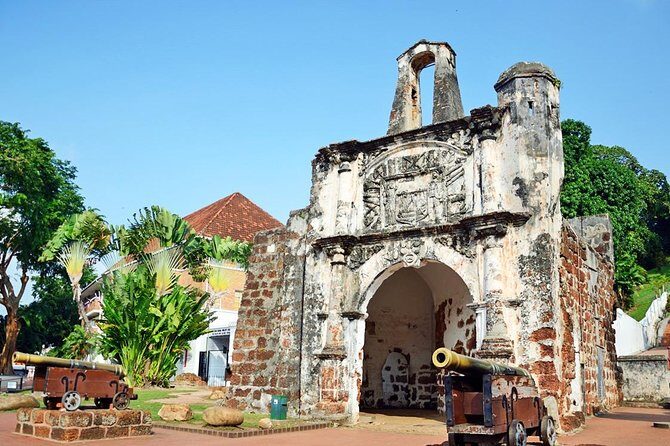 Kuala Lumpur City To Singapore City En-route Malacca Heritage Tour - Detailed Breakdown of the Tour Experience