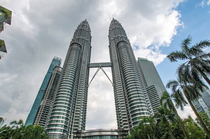 Kuala Lumpur City Tour with Batu Caves and 21 Attractions SIC - A Deep Dive Into the Kuala Lumpur City Tour