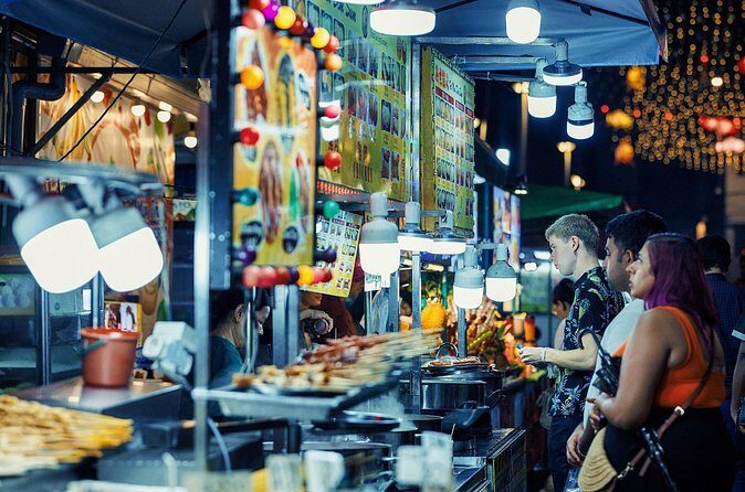 Kuala Lumpur Combo: Nightlife Tour & Hop On Hop Off Bus Ticket - The Hop-On Hop-Off Bus: Extending Your Night in KL