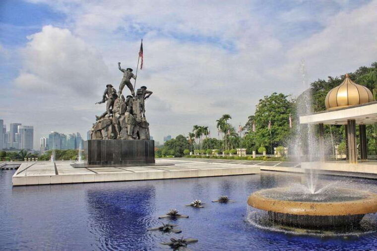 kuala-lumpur-grand-day-tour-with-kl-tower