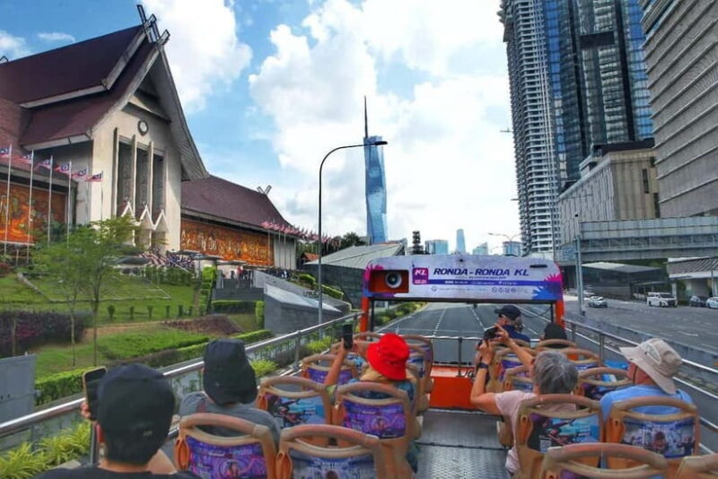 Kuala Lumpur: Hop-On Hop-Off Sightseeing Bus Pass - What to Expect During the Tour