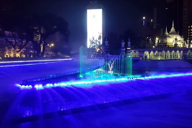 Kuala Lumpur Night Tour with Lake Symphony and Saloma Bridge - A Complete Look at Kuala Lumpur’s Nighttime Charm