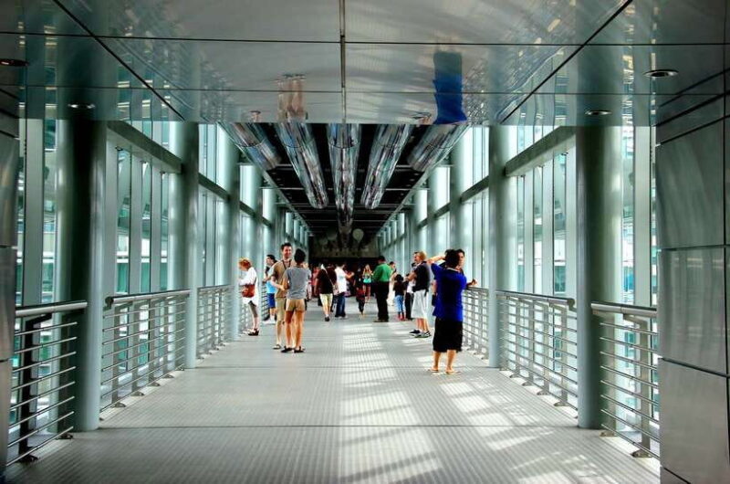 Kuala Lumpur Petronas Towers e-Tickets - Experience the Iconic Kuala Lumpur Petronas Towers with Pre-Booked E-Tickets