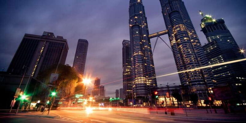 Kuala Lumpur: Private Walking Tour with a Local - Key Points