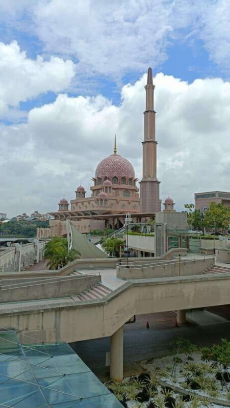 Kuala Lumpur: Putrajaya Tour with Hotel Pickup - FAQs About the Putrajaya Tour