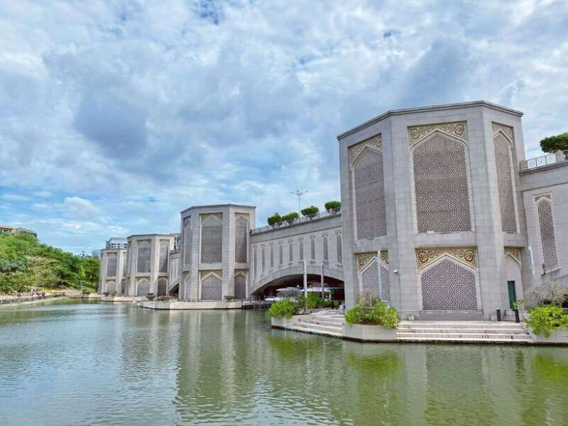 kuala-lumpur-putrajaya-tour-with-pink-mosque-river-cruise