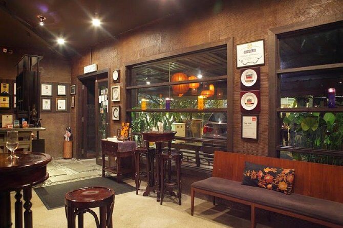 Kuala Lumpur Romantic Malay Dinner with Transport - What to Expect from the Malay Dinner Experience