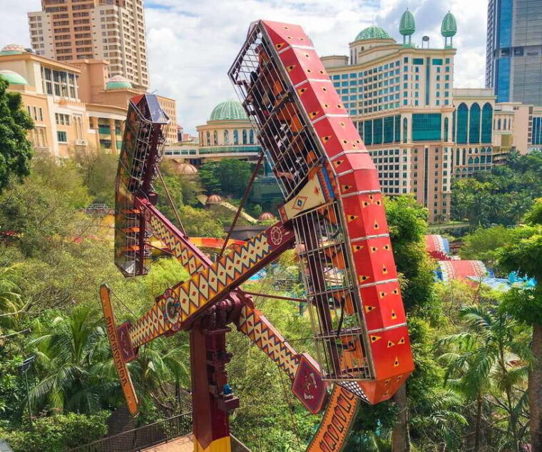 kuala-lumpur-sunway-lagoon-theme-park-e-ticket