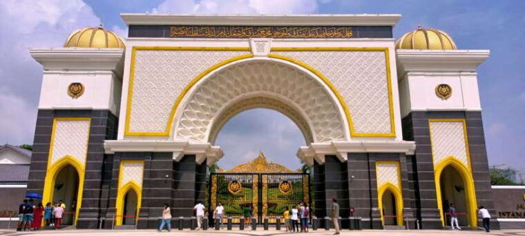 kuala-lumpur-tour-with-21-attractions-and-kl-tower-ticket