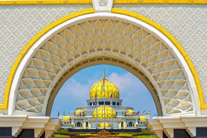 Kuala Lumpur Tour with Tour Guide - FAQs