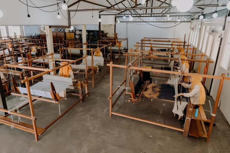 Kuching: Best Secret Indigenous Weaving Workshop with Local - Key Points