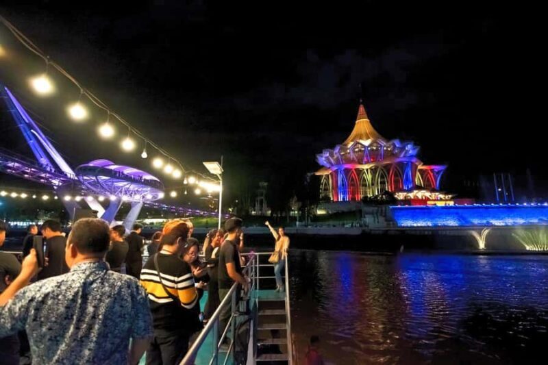 Kuching: Night Cruise, Dance Show, Drink & Optional Dinner - Who Should Consider This Tour?
