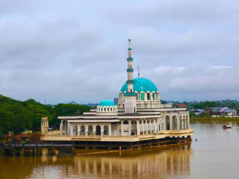 Kuching: Walking Tour with Sampan Boat Ride and Lunch - Authentic Experiences and Hidden Gems