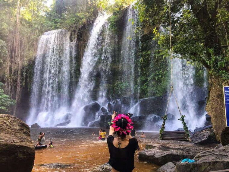 kulen-mountain-waterfall-1000-lingas-reclining-buddha-tour