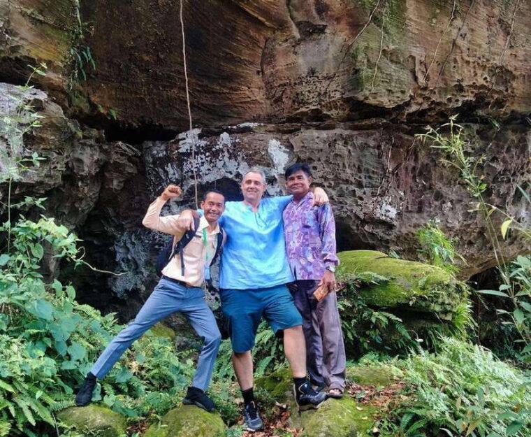 kulen-mountain-waterfall-1000-lingas-reclining-buddha-tour