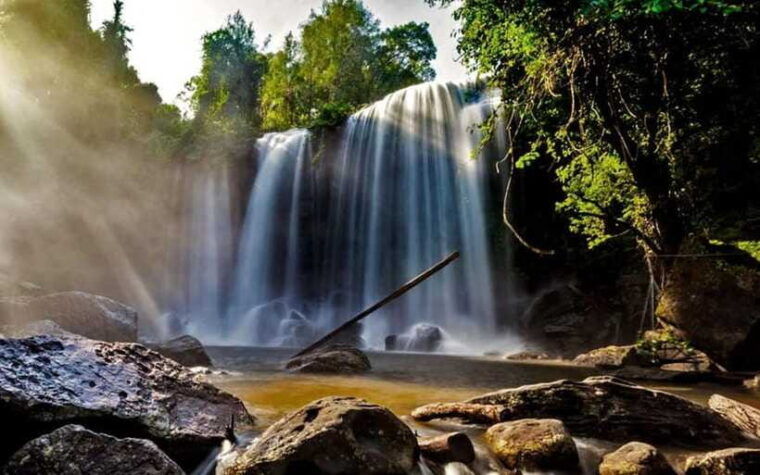 kulen-waterfall-1000-lingas-tour