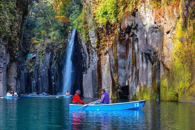 Kumanozu Shrine Takachiho Gorge and Amano Iwato Tour from Fukuoka - Key Points