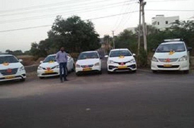 Kumbhalgarh Ranakpur Tour by Private Car - FAQs