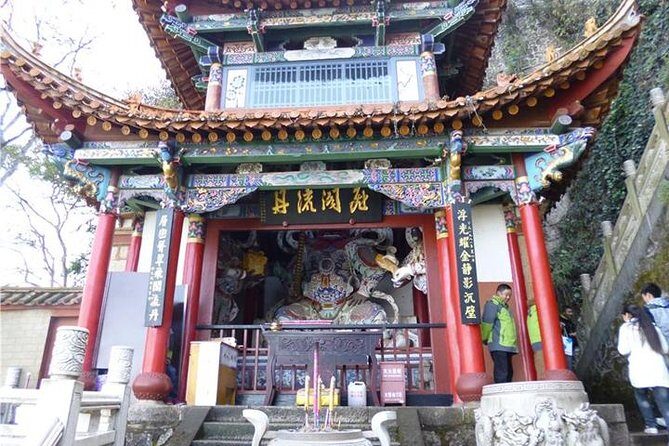 Kunming City Tour: Dragon Gate, Huating Temple and Daguan Pavilion - Who Is This Tour Best For?