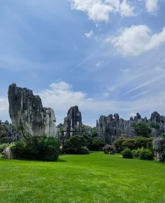 Kunming Day Tour: Stone Forest, Ethnic Park & Tie-Dye Craft - An Overview of the Experience