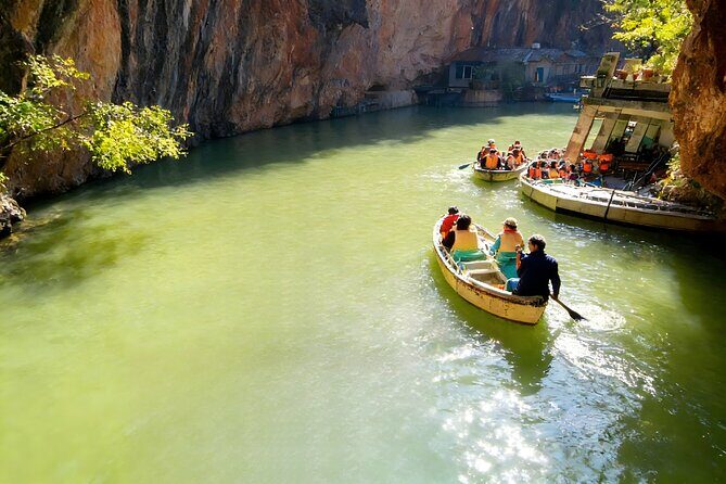 Kunming Private Day Tour to Jiuxiang Cave with Boat Ride - Transportation, Timing, and Group Size
