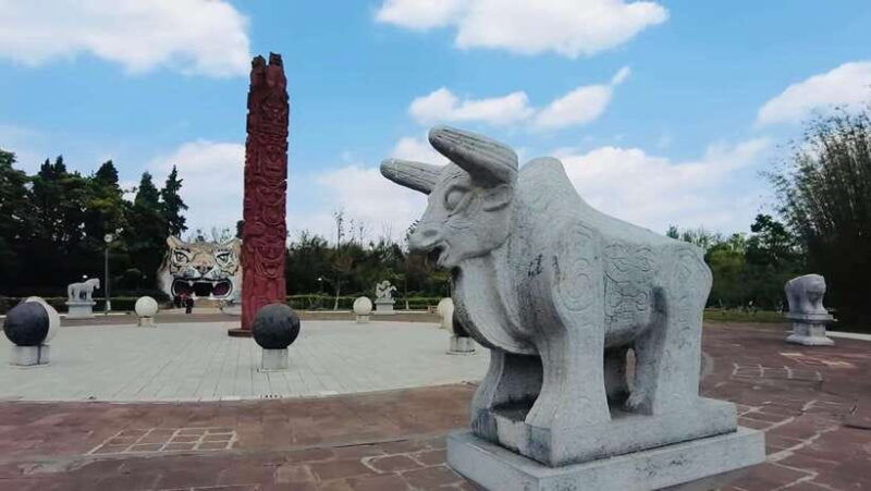 kunming-yunnan-ethnic-village-private-tour-half-day
