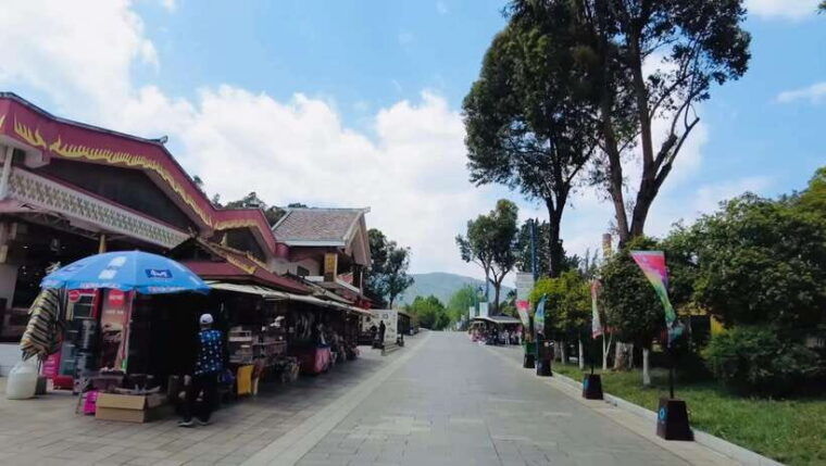 kunming-yunnan-ethnic-village-private-tour-half-day