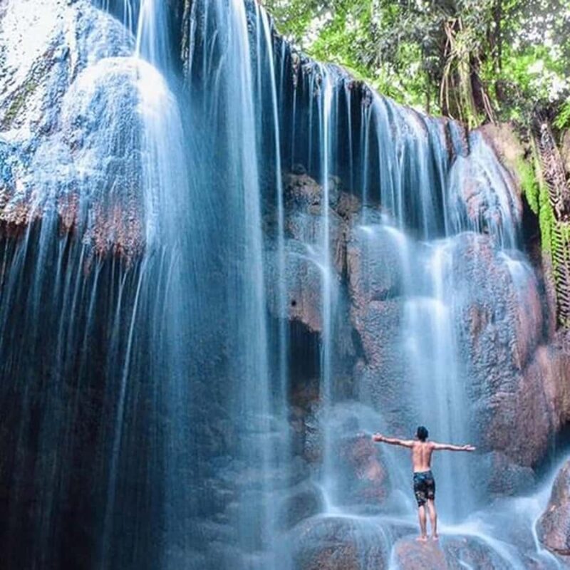 Kupang: Crystal Cave, Oenesu Waterfall, & Beach Tour - Kupang: Crystal Cave, Oenesu Waterfall, & Beach Tour Review