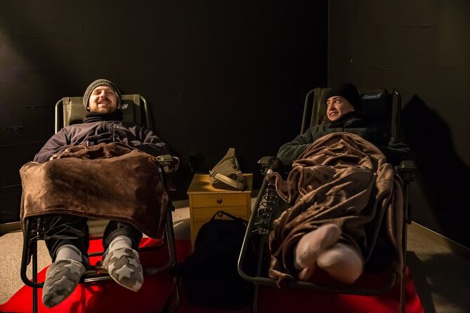 kurashiki-private-romantic-night-in-the-observatory-recliners