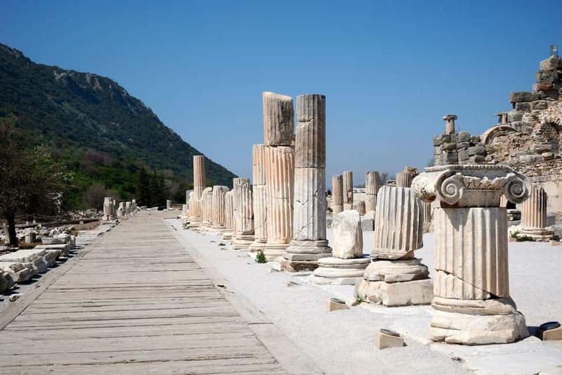 Kusadasi: All Inclusive Ephesus Tour With Lunch - Discover the Wonders of Ephesus on an All-Inclusive Private Tour from Kusadasi
