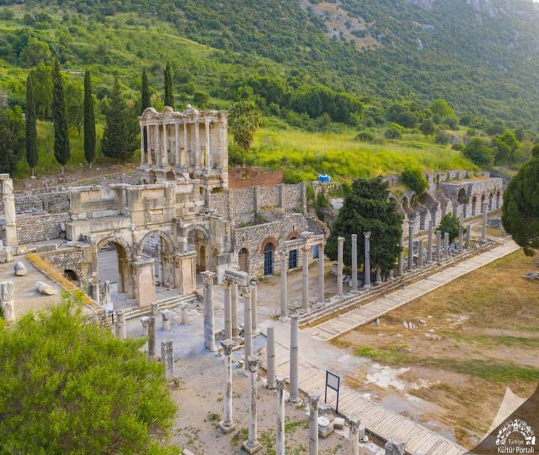 kusadasi-ephesus-and-house-of-virgin-mary-private-tour