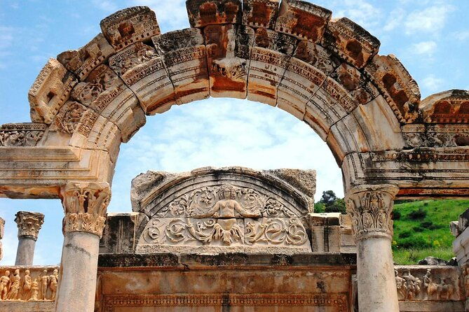 kusadasi-ephesus-full-day-tour-with-lunch-professional-guide