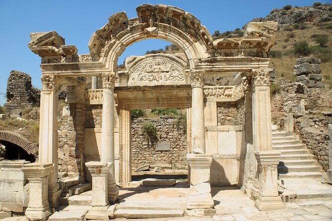 kusadasi-ephesus-full-day-tour-with-lunch-professional-guide