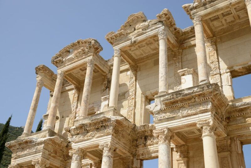 kusadasi-ephesus-house-of-virgin-mary-fully-guided-tour