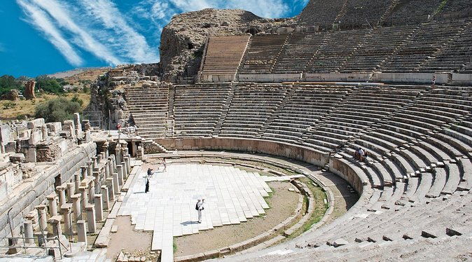 kusadasi-private-shore-excursion-ephesus-and-house-of-mary-2