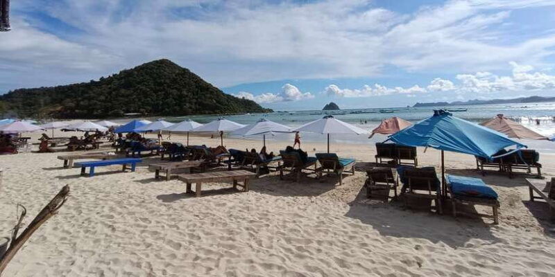 kuta-lombok-tandem-paragliding-with-pilot-beach-tour