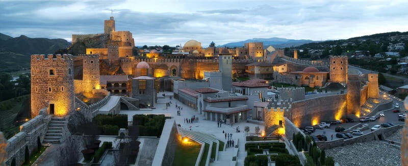 Kutaisi: 8-Day Private Group Tour with Accommodation - A Closer Look at the 8-Day Itinerary