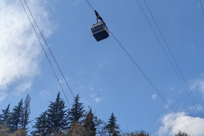 kutaisi-chiatura-cable-cars-katskhi-pillar-guided-tour