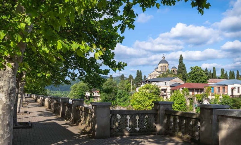 KUTAISI: City Tour, Historical Churches, Plus Tskaltubo - Practicalities and Value