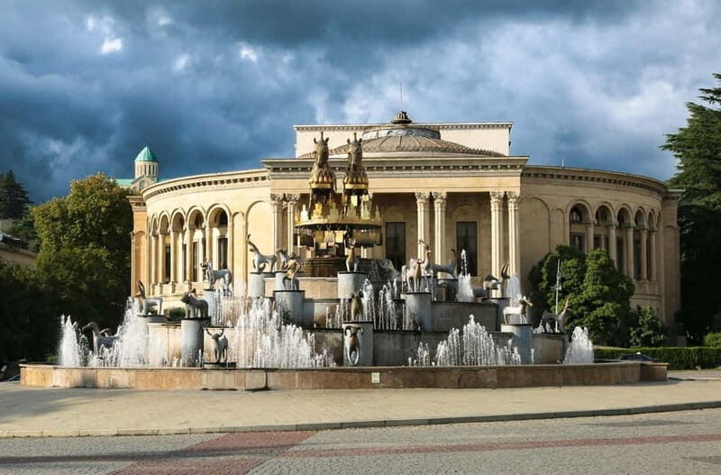 Kutaisi: Cultural Walking Tour - Key Points