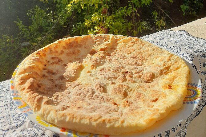 kutaisi-family-feast-experience-georgian-hospitality