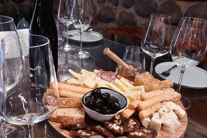 kutaisi-uncorked-wine-tasting-at-a-local-family-home