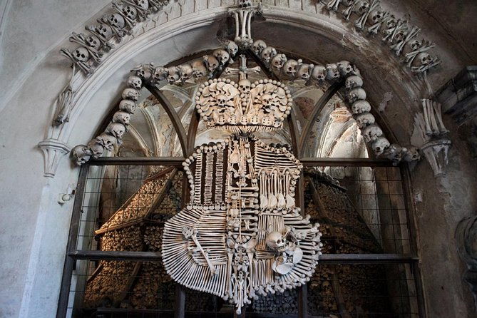 kutna-hora-day-tour-including-sedlec-ossuary-from-prague