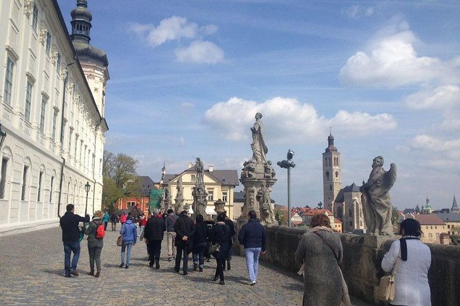 kutna-hora-half-day-tour-from-prague-including-the-bone-church-kostnice