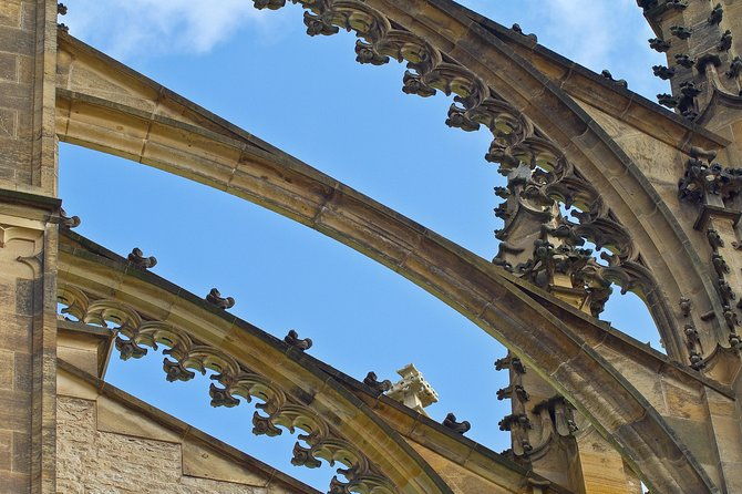 kutna-hora-st-barbara-cathedral-ossuary