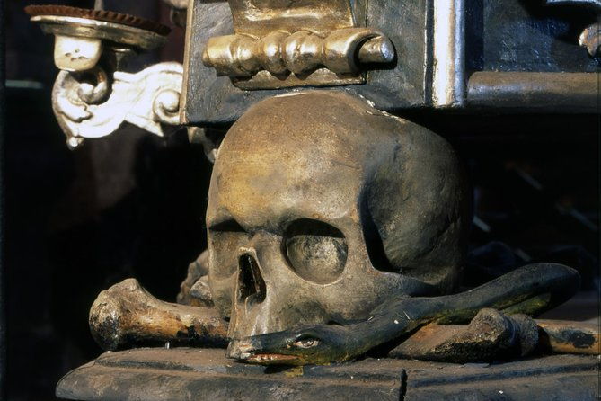 kutna-hora-st-barbara-cathedral-ossuary