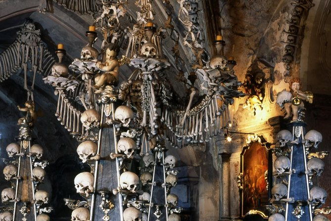kutna-hora-st-barbara-cathedral-ossuary