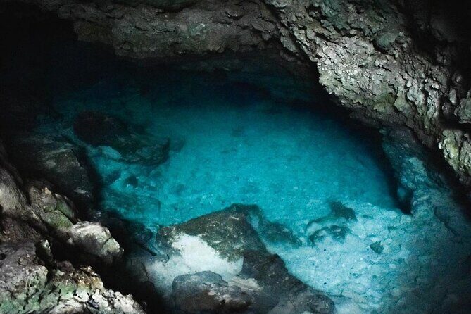 Kuza Cave Tour, Blue Lagoon, Starfish Adventure, The Rock Restaurant, Paje Beach - FAQ